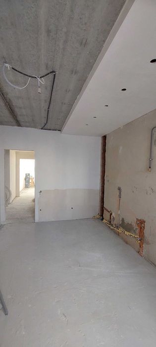 Продам 2 кімнату квартиру 70м2 біля парку з ремонтом