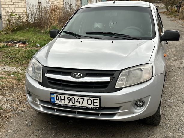 Lada granta 1.6 2013