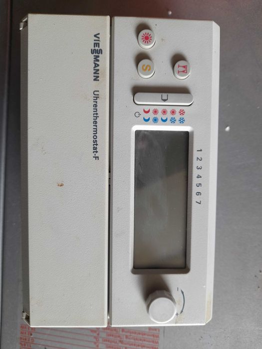 piec Viessmann Vitogas 100 z regulatorem pokojowym