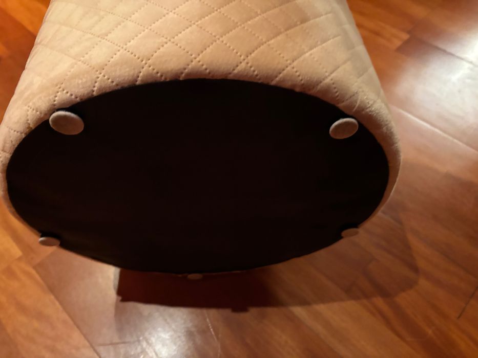 Nowy, Elegancki, jasny puf 2szt