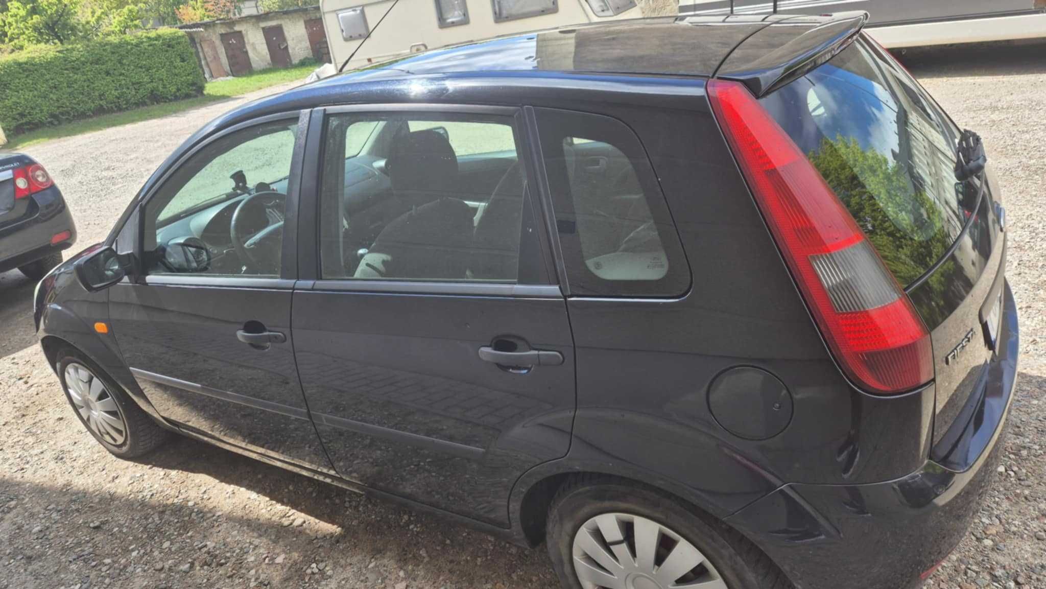 Ford FIESTA 2002
