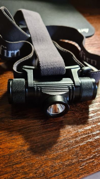 Налобный фонарь Boruit d10