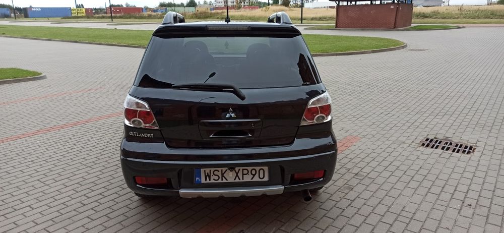 Mitsubishi Outlander 2.0 4x4 gaz Doinwestowany 2007rok
