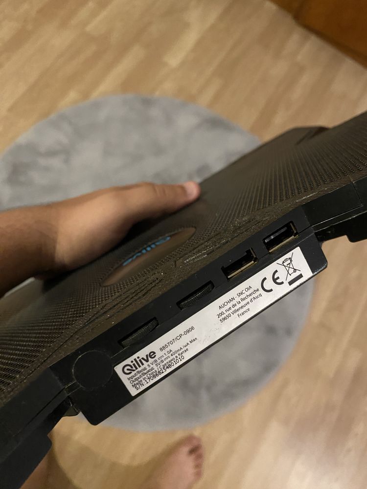 Suporte com Ventoinhas para PC