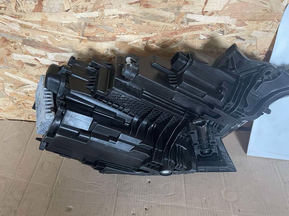 Q8 4M8 Martix Фари комплектні матрікс