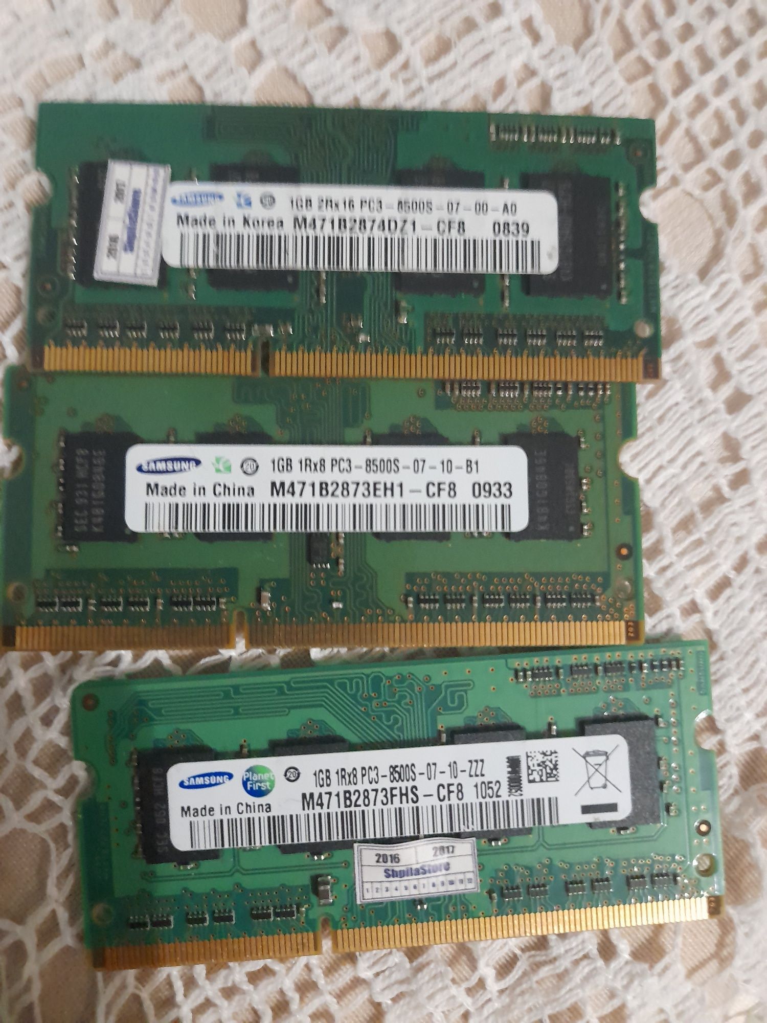 DDR3 1G Продам оперативну память DDR3 озу 1g