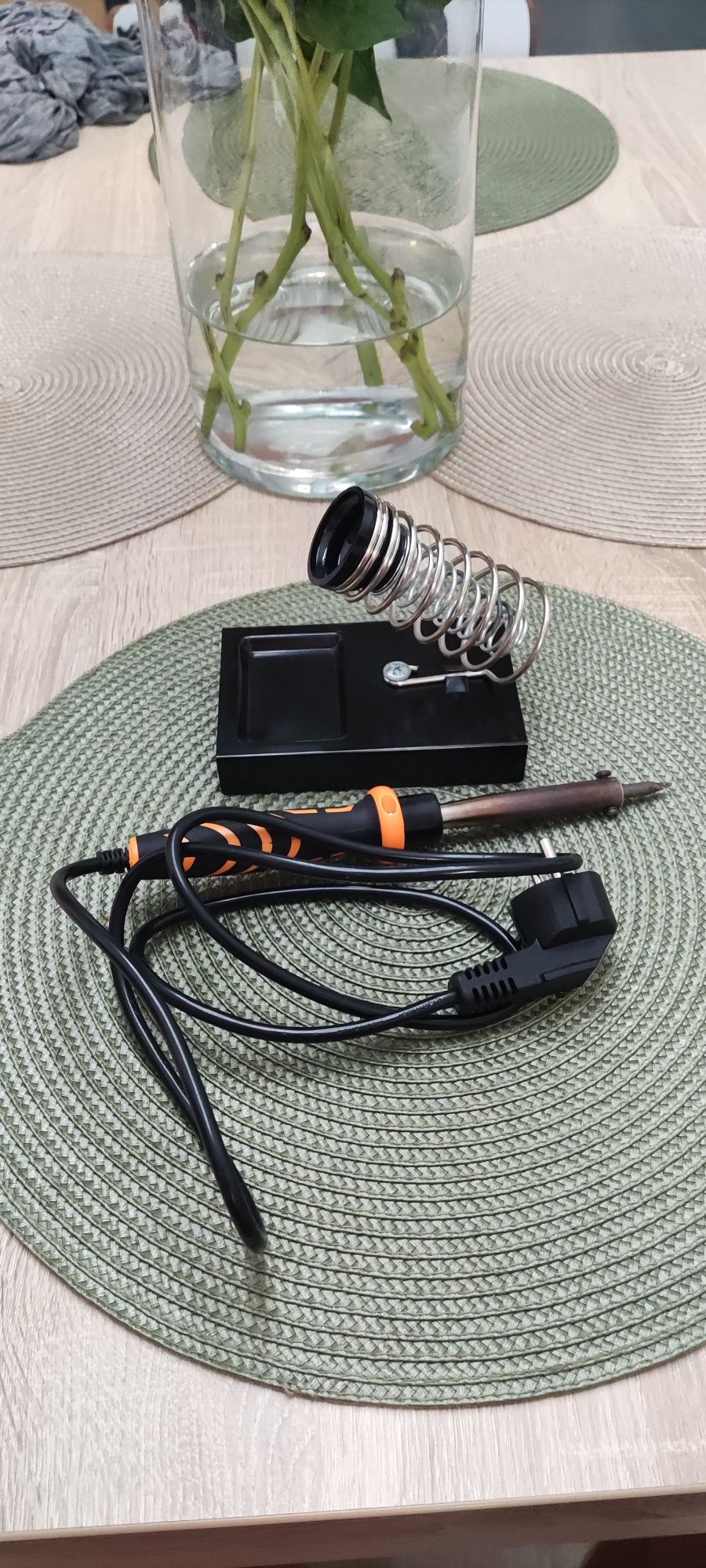 Lutownica colbowa oporowa 60W ze stojakiem
