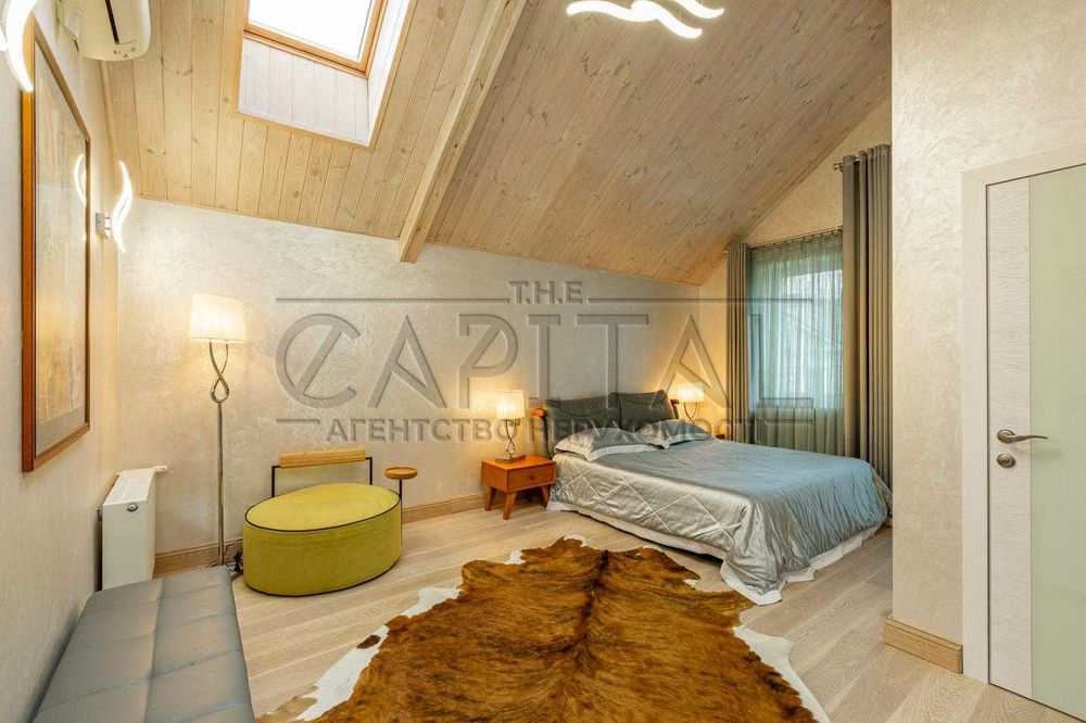 Оренда будинку з виходом до річки в КМ Світанок 2 село Плюти 380 м2