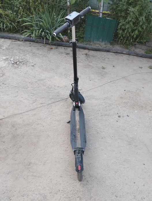 Продам електросамокат kugo 3