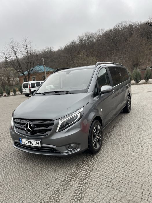 Mercedes Bito автомобіль