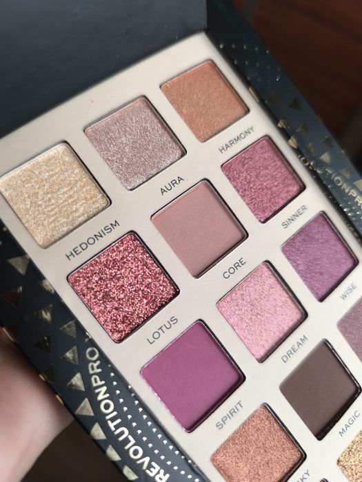 Cienie do powiek NathaRevolution Pro nowe