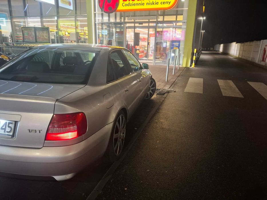 Audi a4b5 2000r 1,8t
