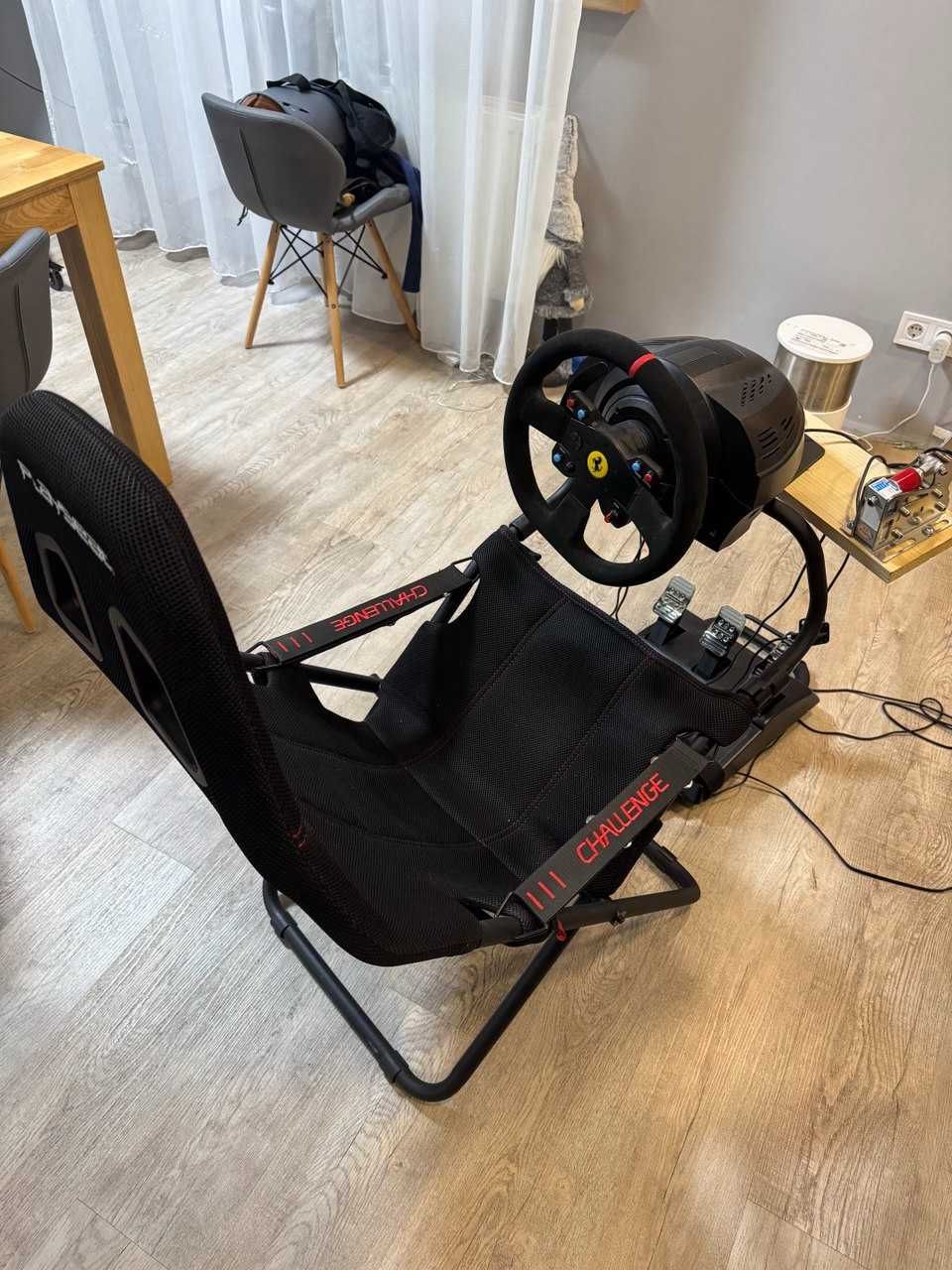 Кермо Thrustmaster T300 | Крісло для керма Playseat Challenge