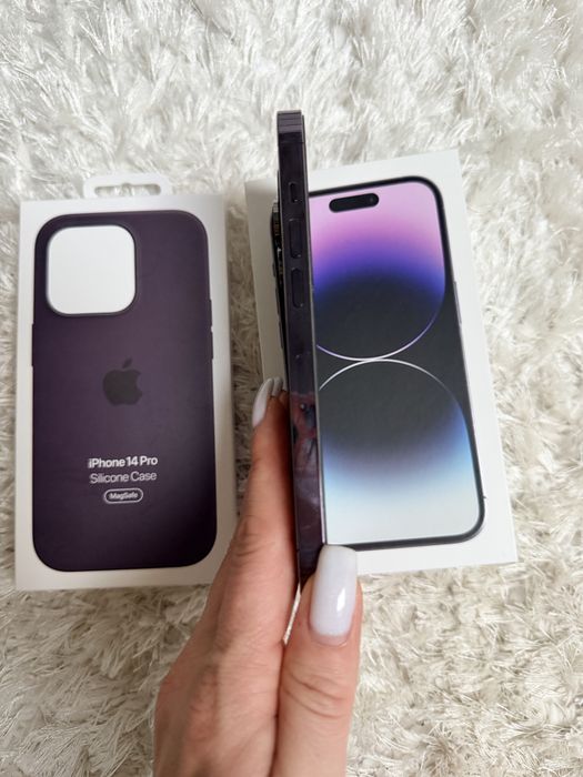 iPhone 14 Pro 256 Deep Purple з оригінальним чохлом