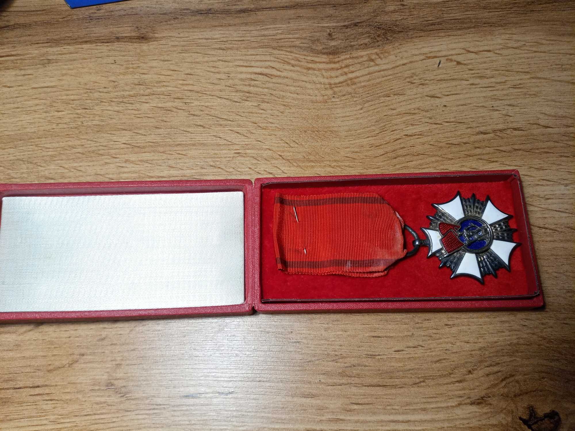 Medal, odznaczenie PRL