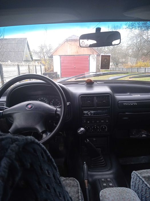 Автомобіль Газ31105