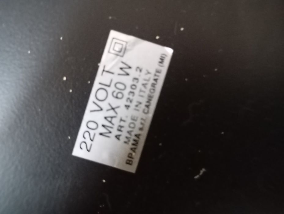 Plafonier  com 3 lampadas projetoras