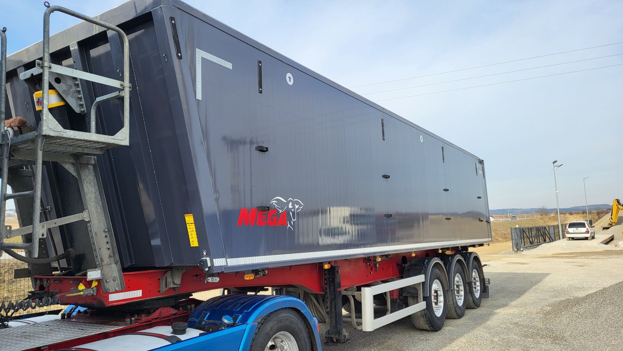 Naczepa Mega 45m3