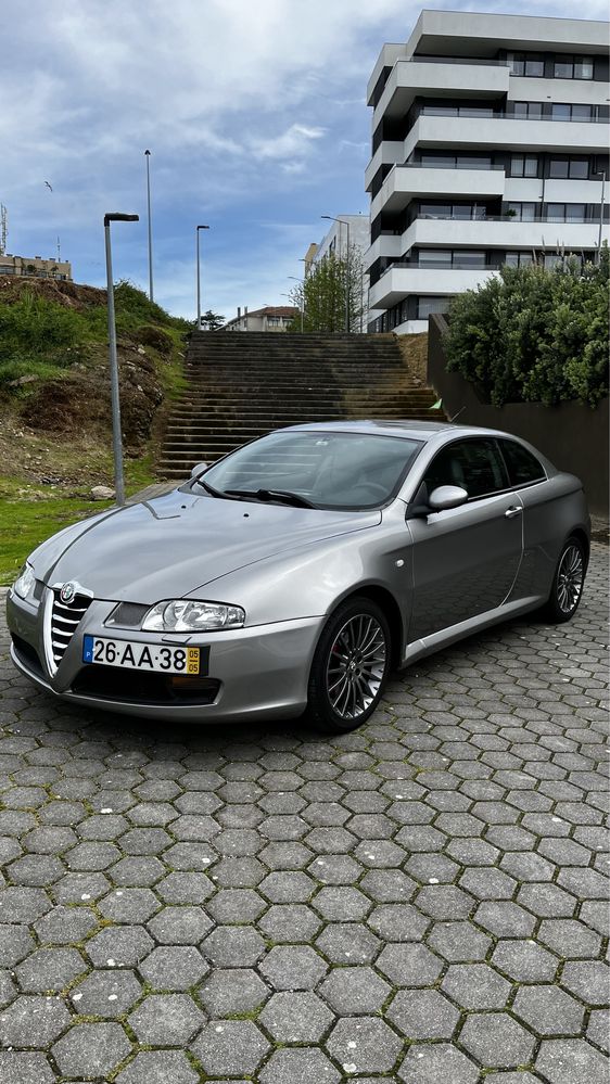 Alfa Romeo GT JTD