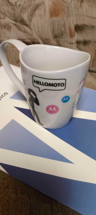 Kubek porcelanowy sygnowany Motorola helomoto