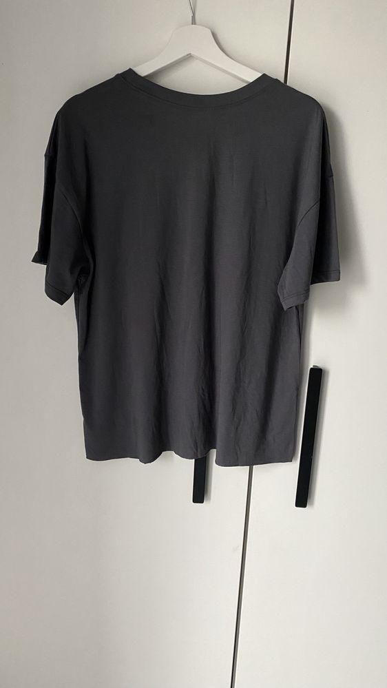 Tshirt r.xxl nowy 29
