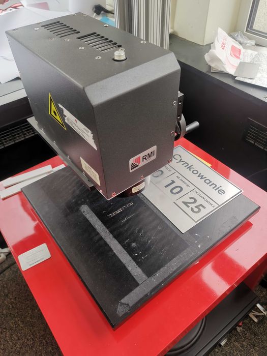 Znakowarka laserowa RMI-UM 1