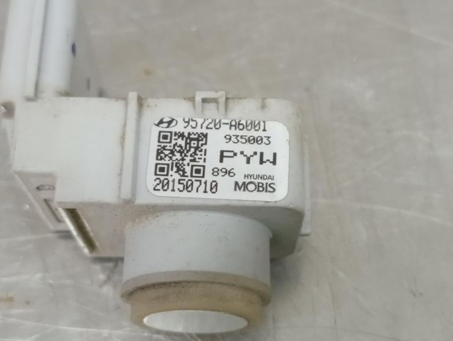 Sensor de estacionamento HYUNDAI i30 (GD)