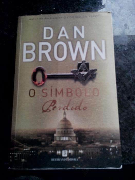Livro Dan Brown usado