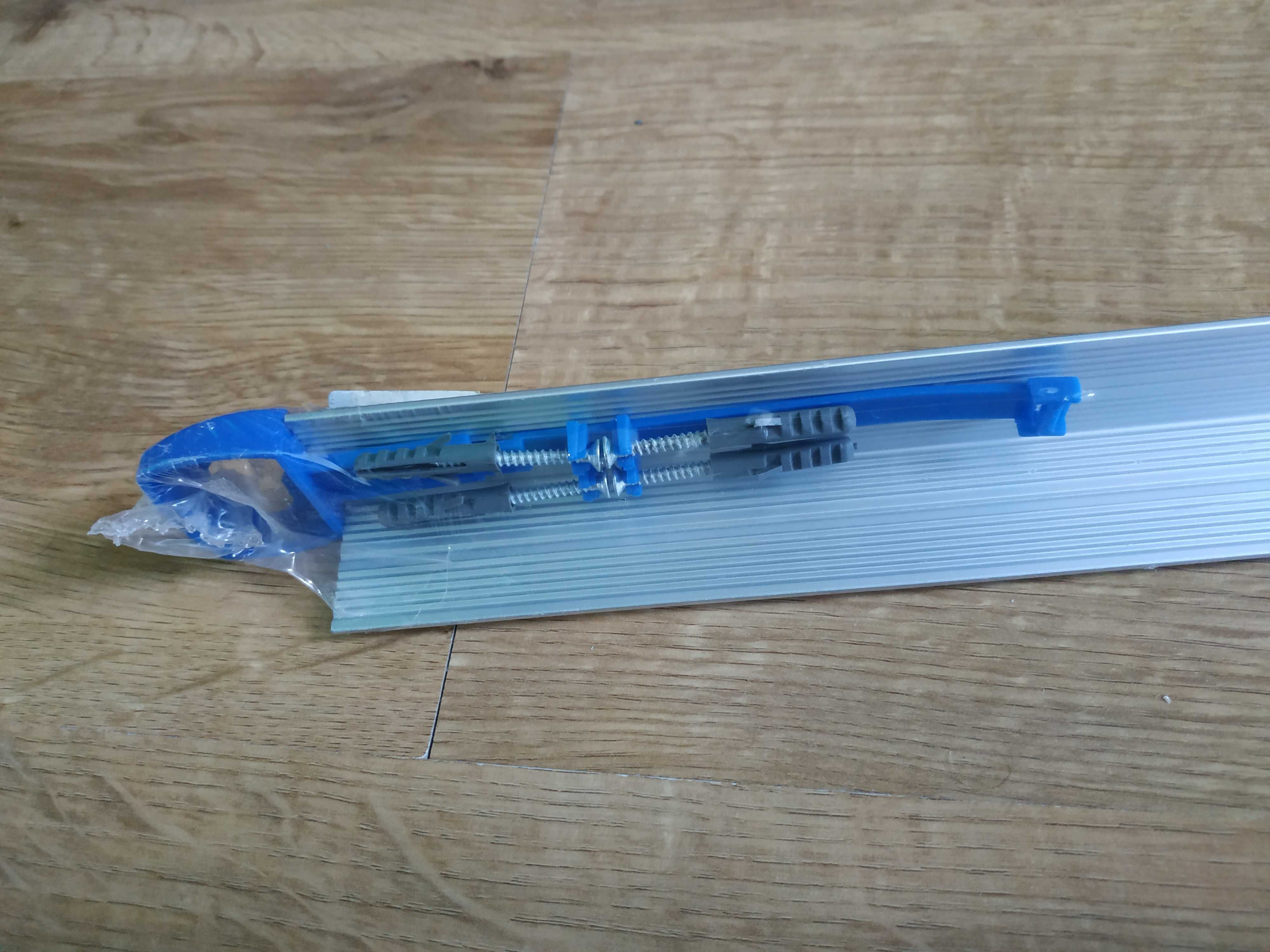 Kątownik / listwa schodowa aluminiowa srebrna 30 mm