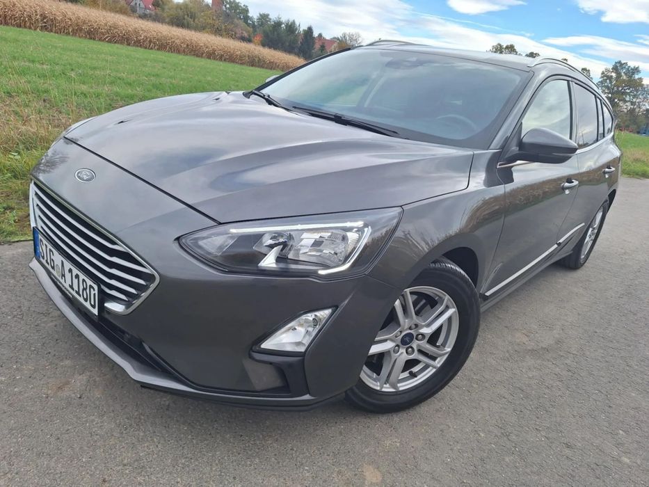 Ford Focus stan perfekcyjny-oryginalny lakier-nowy rozrząd-piękny wygląd-zamiana