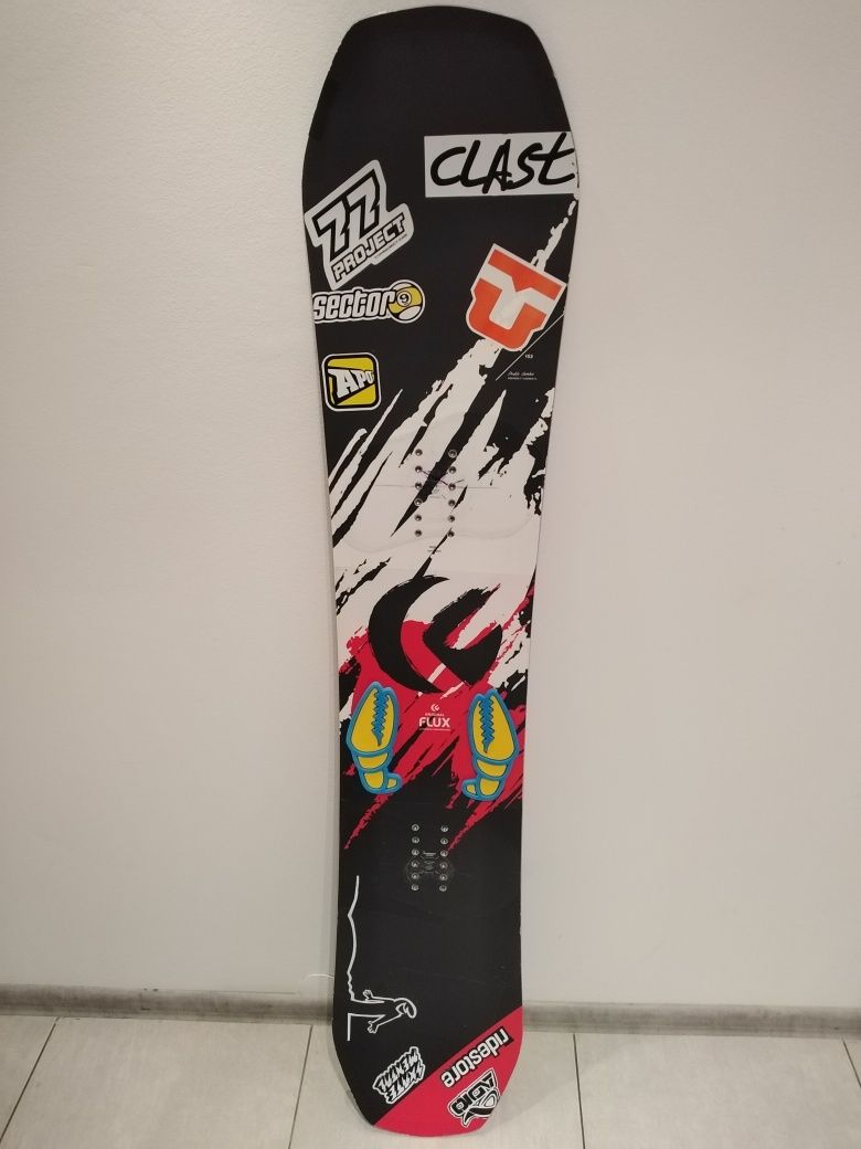 Deska snowboardowa Flux
