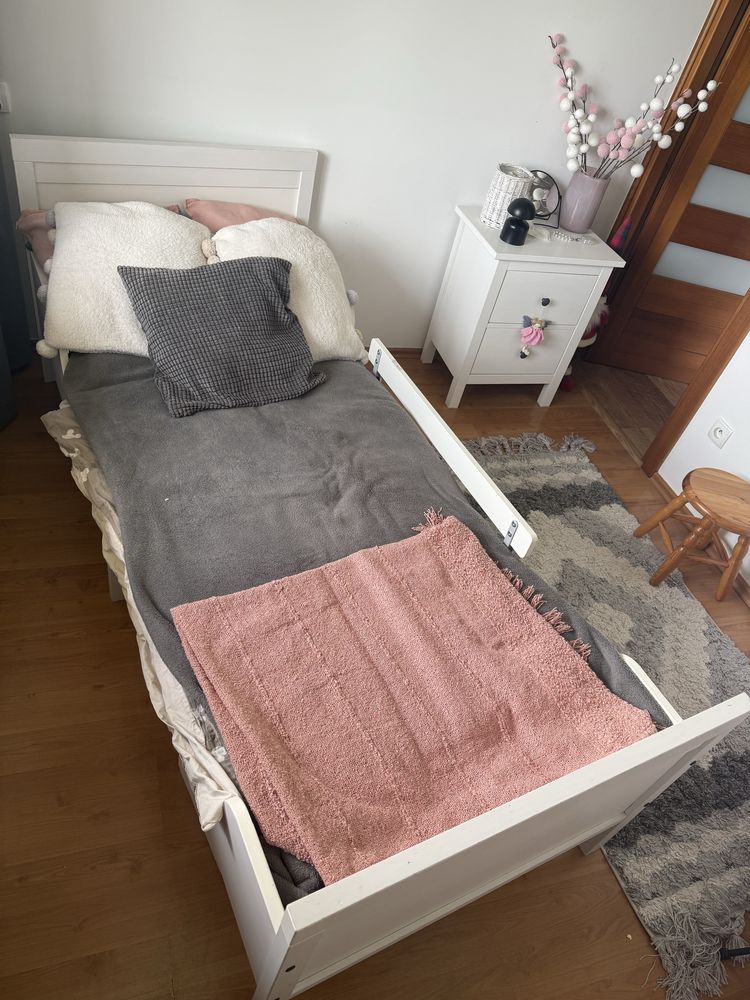 Łóżko Ikea biale Sundvik