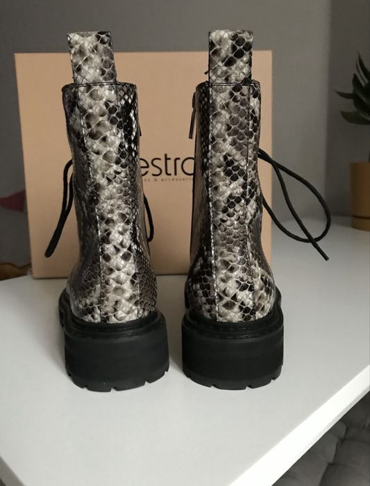 Estro черевики ботинки сапоги