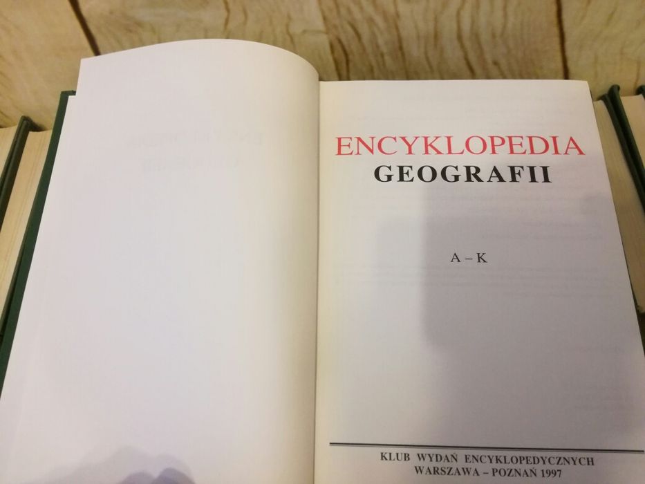 Sprzedam 23 tomy encyklopedii Gutenberga plus 1 tom encyklop Geografii