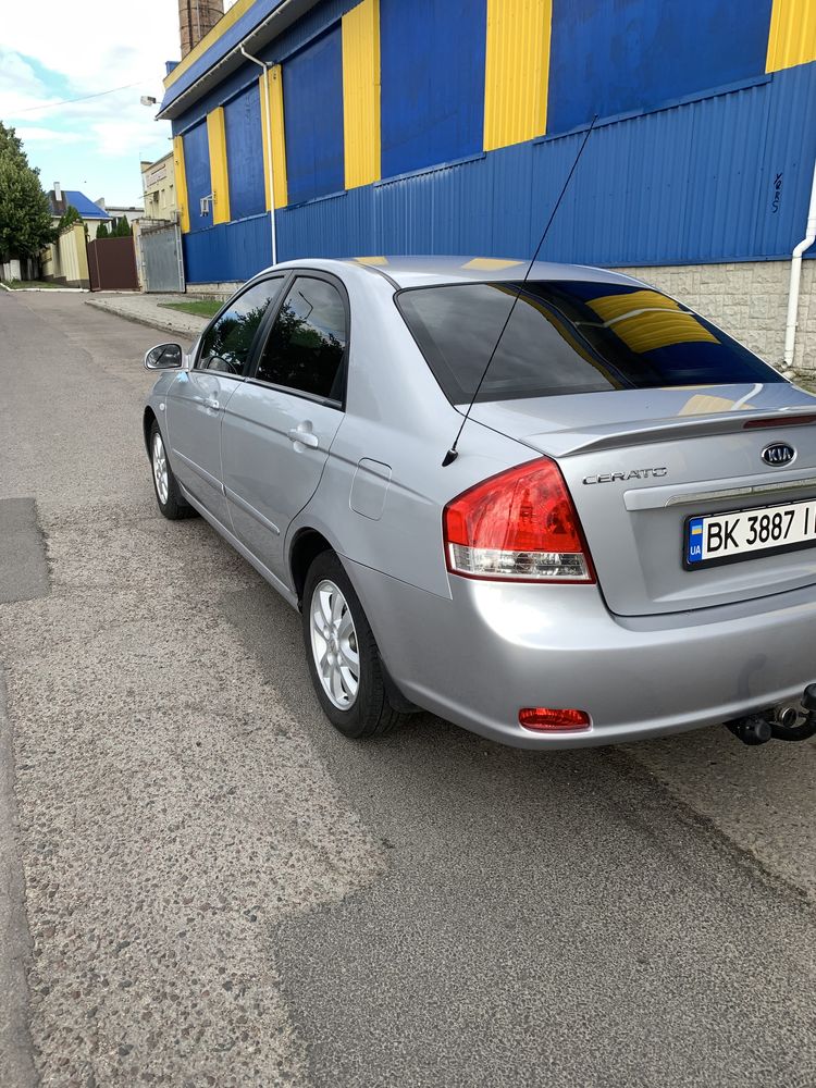 Kia cerato 2.0 EX кіа церато газ бензин