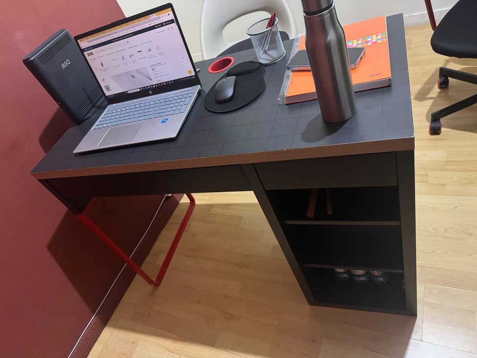 Secretária Ikea Micke