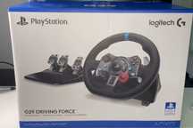 Sprzedam kierwonice logitech g29