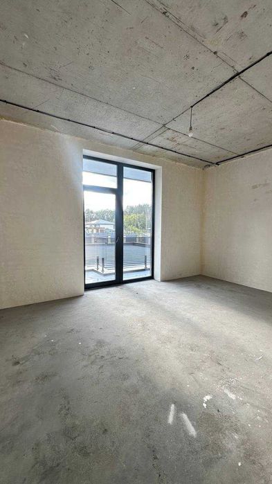 Просторий і стильний будинок в Ходосівці.