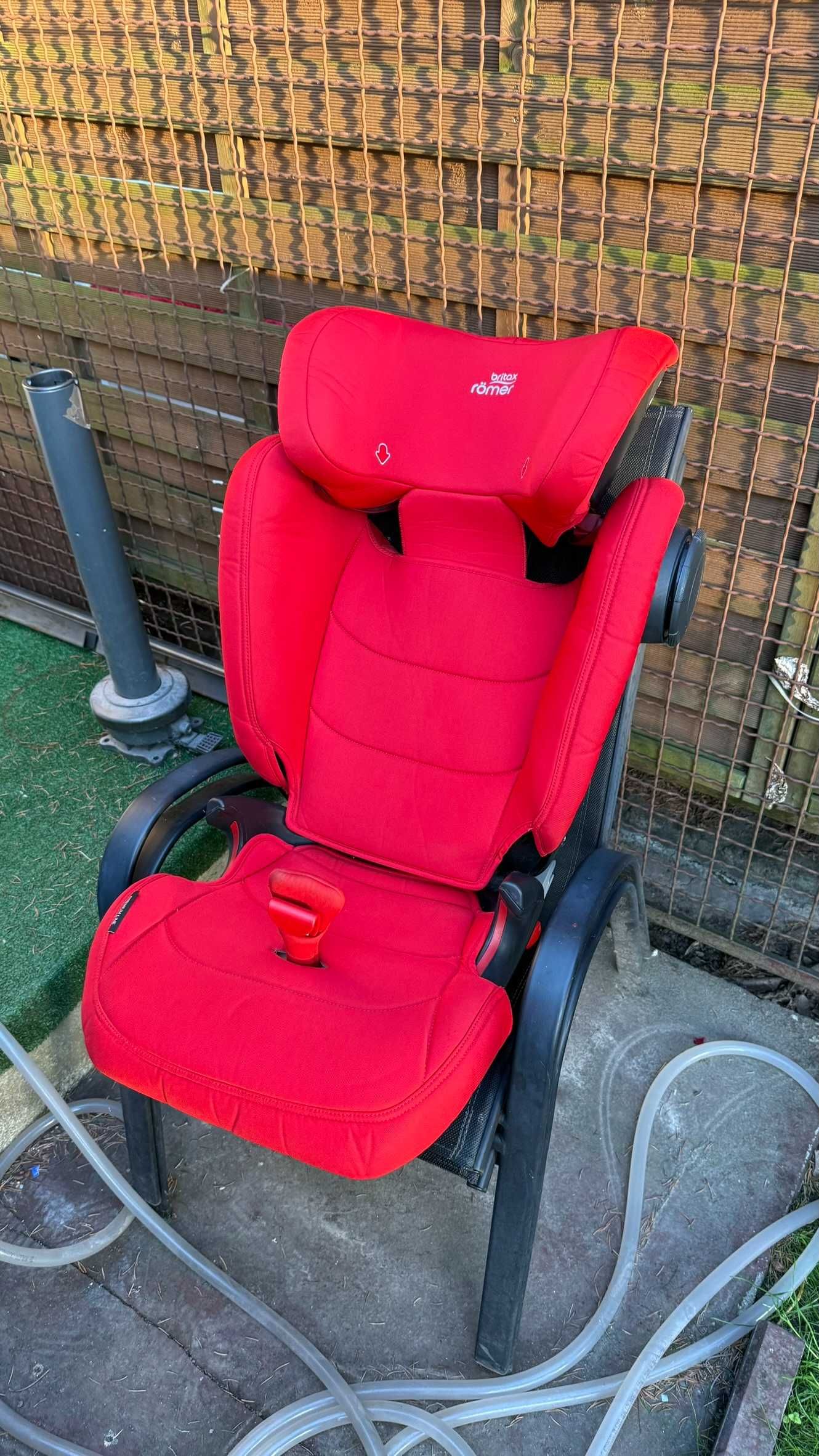 Fotelik samochodowy Britax-Romer Kidfix i-Size 15-36 kg - isofix