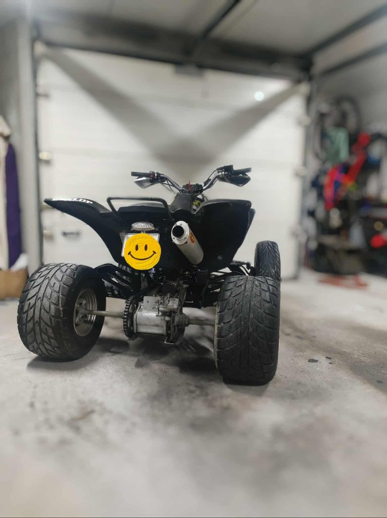 Yamaha raptor 660r matrículada