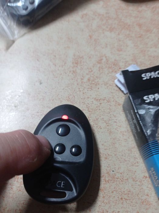 Pilot Spacer SP 4 do wszystkich rodzajów napędów CAME częstotli 433.92
