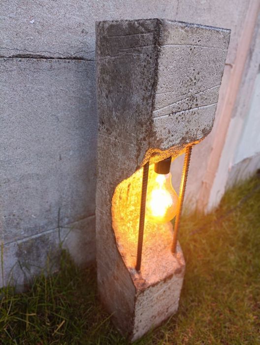 Lampa betonowa stojąca ogrodowa lampka nocna