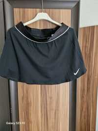Spodnicospodenki damskie Nike rozmiar M stan idealny