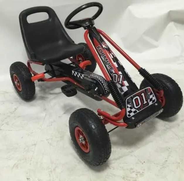 Дитячий педальний велокарт на надувних колесах