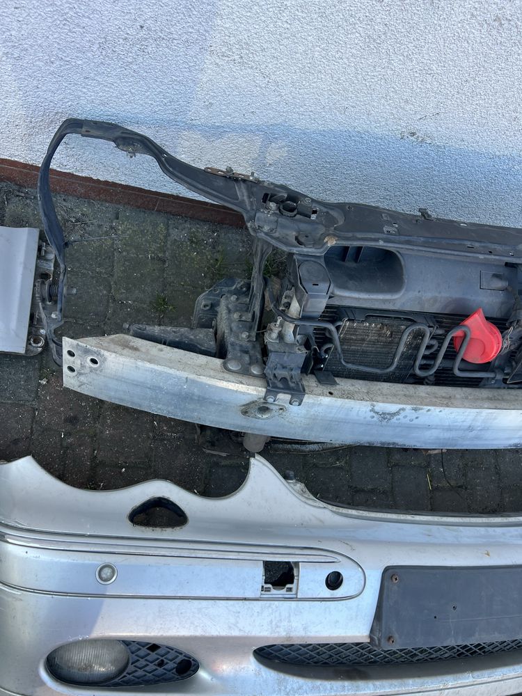 Zderzak mercedes w 203 zderzak błontik c klasa  kolor 744