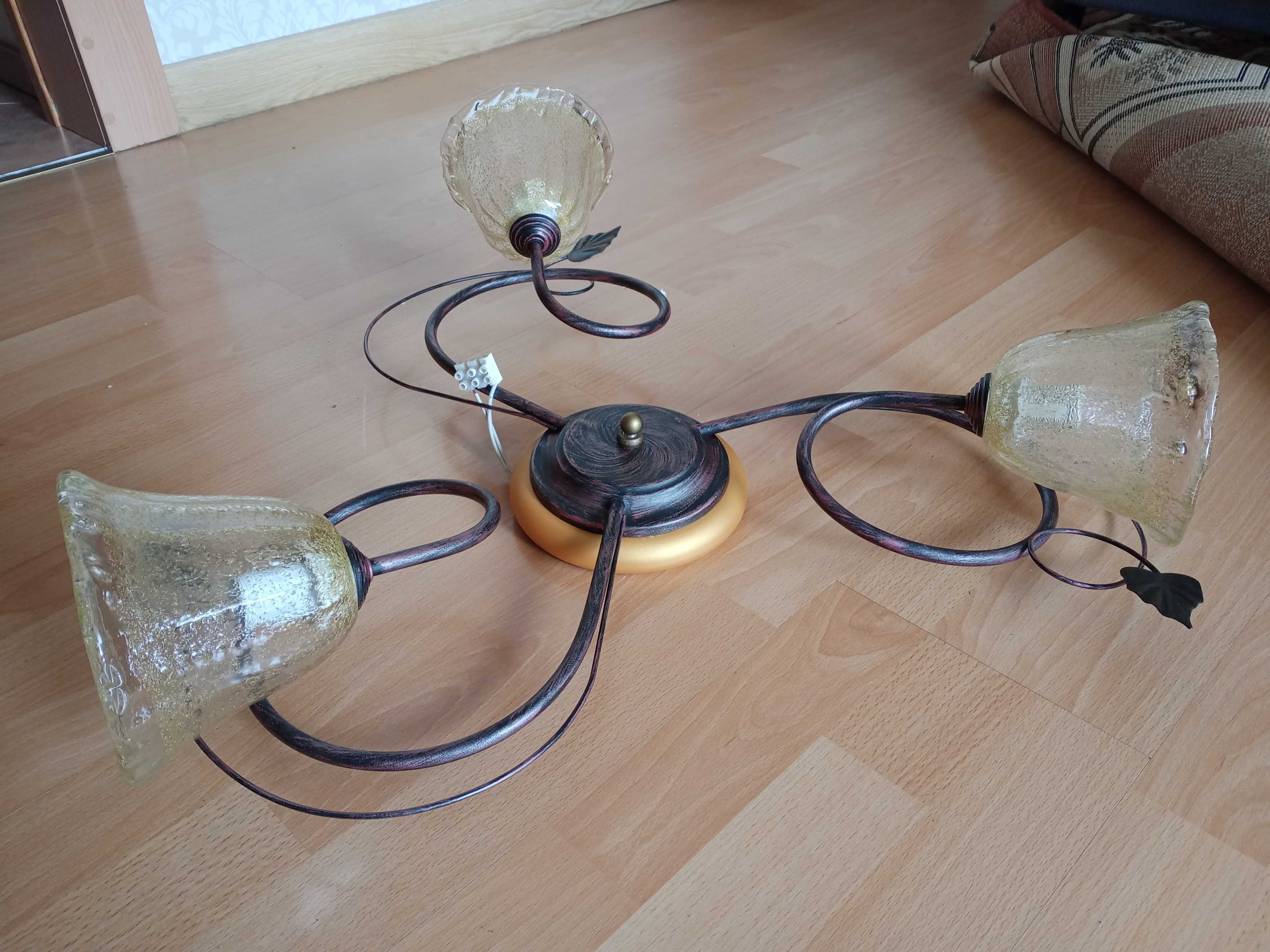 Lampa sufitowa 90 zł