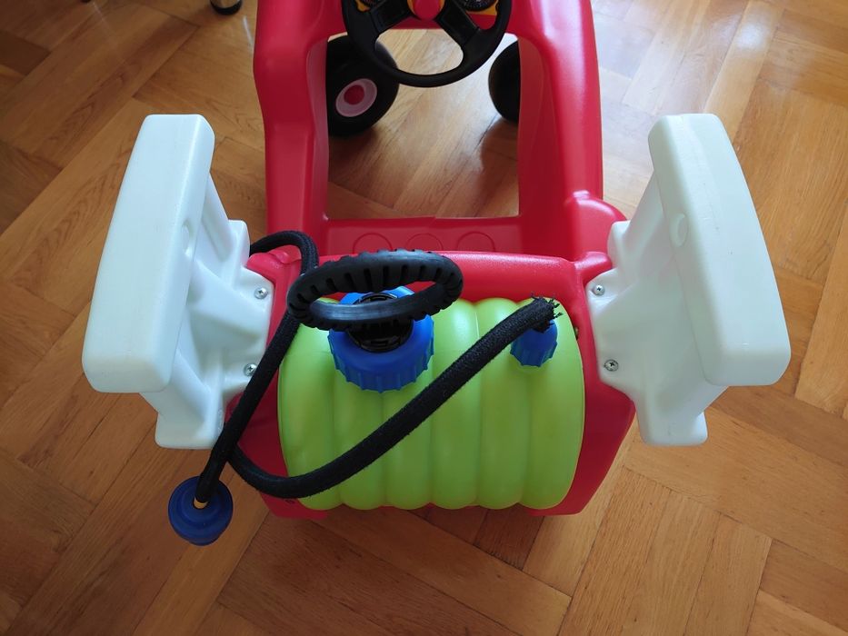 Straż pożarna Little Tikes Cozy Coupe Spray & Rescue Fire Truck odpych