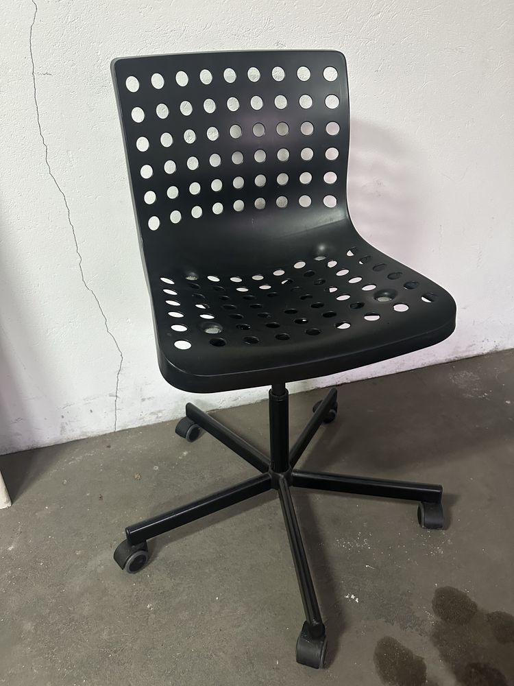 Krzeslo do biurka IKEA