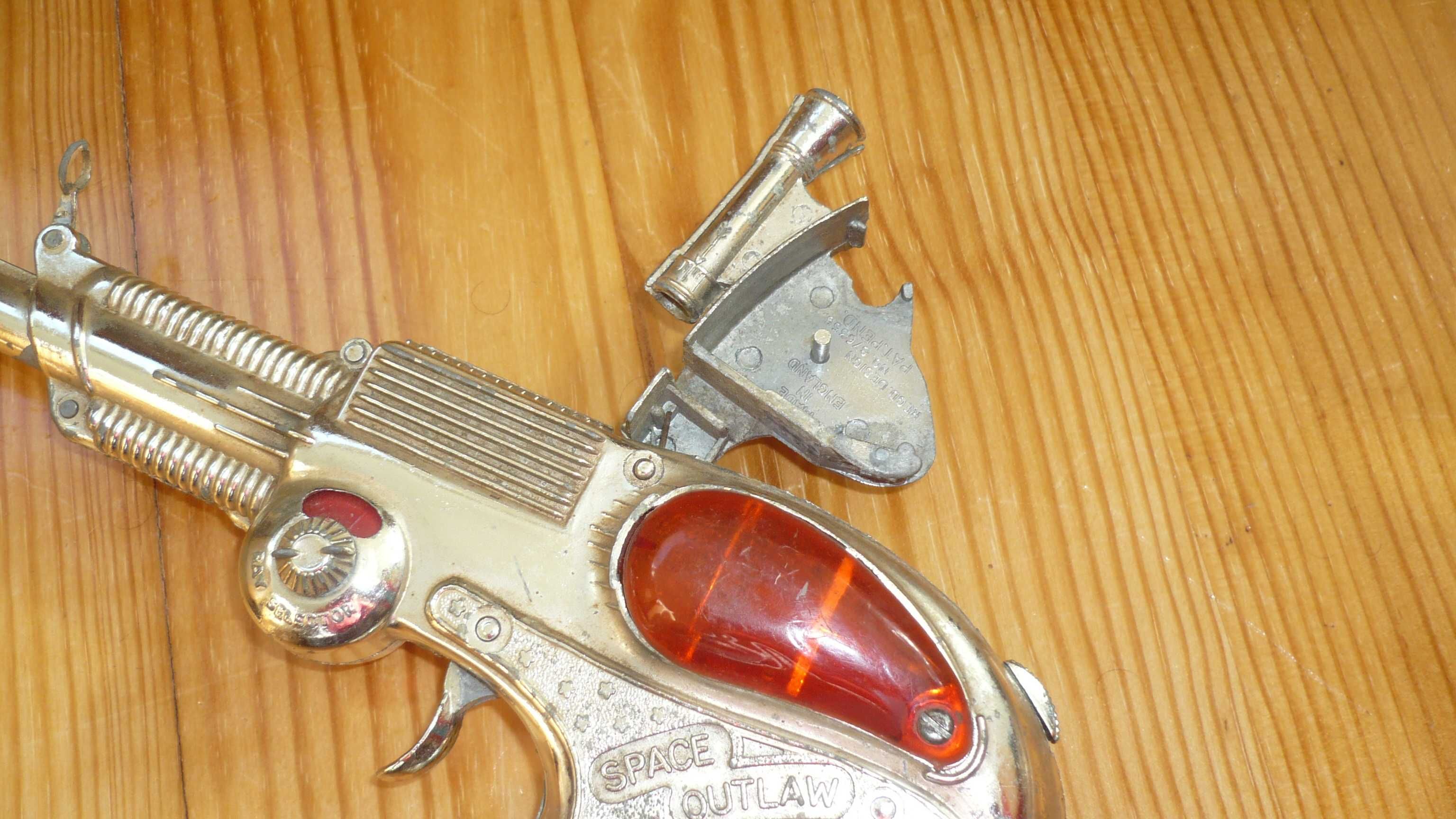 Space Outlaw Atomic Pistol - Brinquedo Vintage