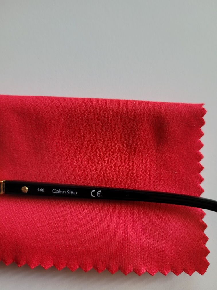 Okulary przeciwsłoneczne oryginalne firmy Calvin Klein z korekcją
